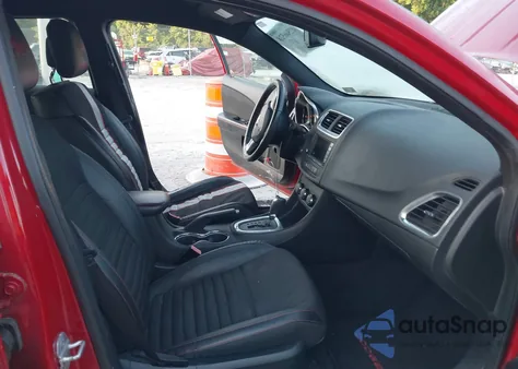 2012 Dodge Avenger R/T z USA, uszkodzony, nr VIN 1C3CDZBG5CN137706